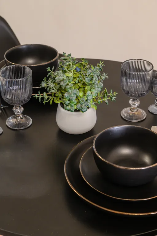 Квартира Изумрудная студия в Молодежке — Алматы