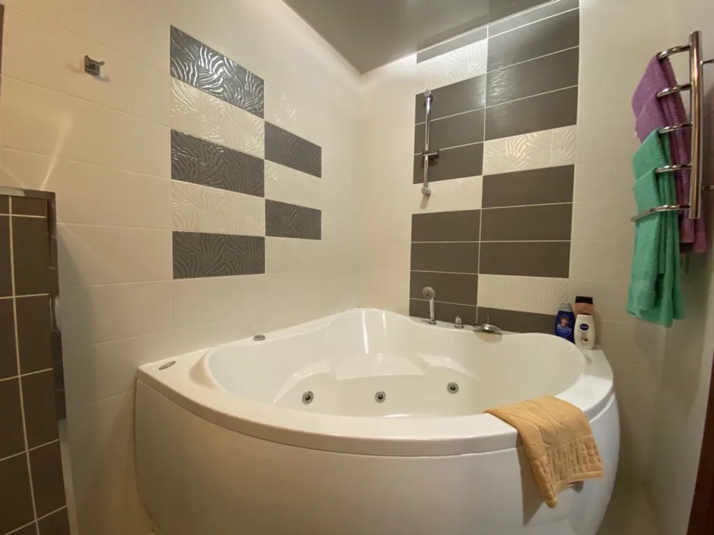 Апартаменты бизнес-класса с джакузи