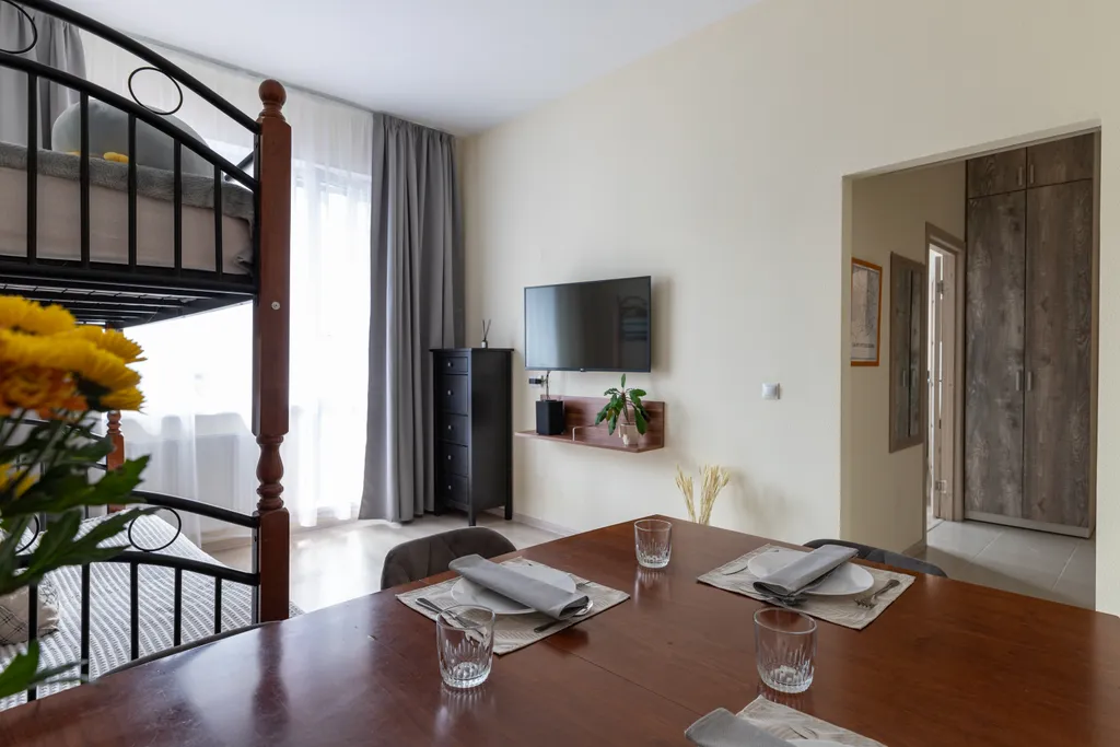 Евродвушка с большой лоджией