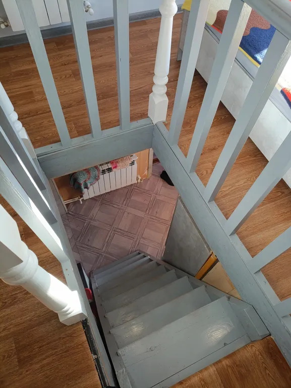 Домик на опушке леса