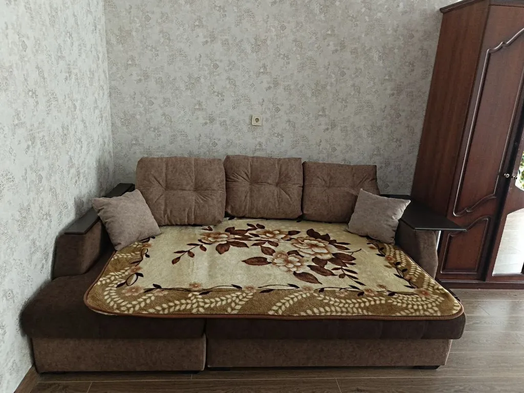 Квартира Квартира Просторная двухкомнатная сталинка в районе Волжской набережной — Ярославль