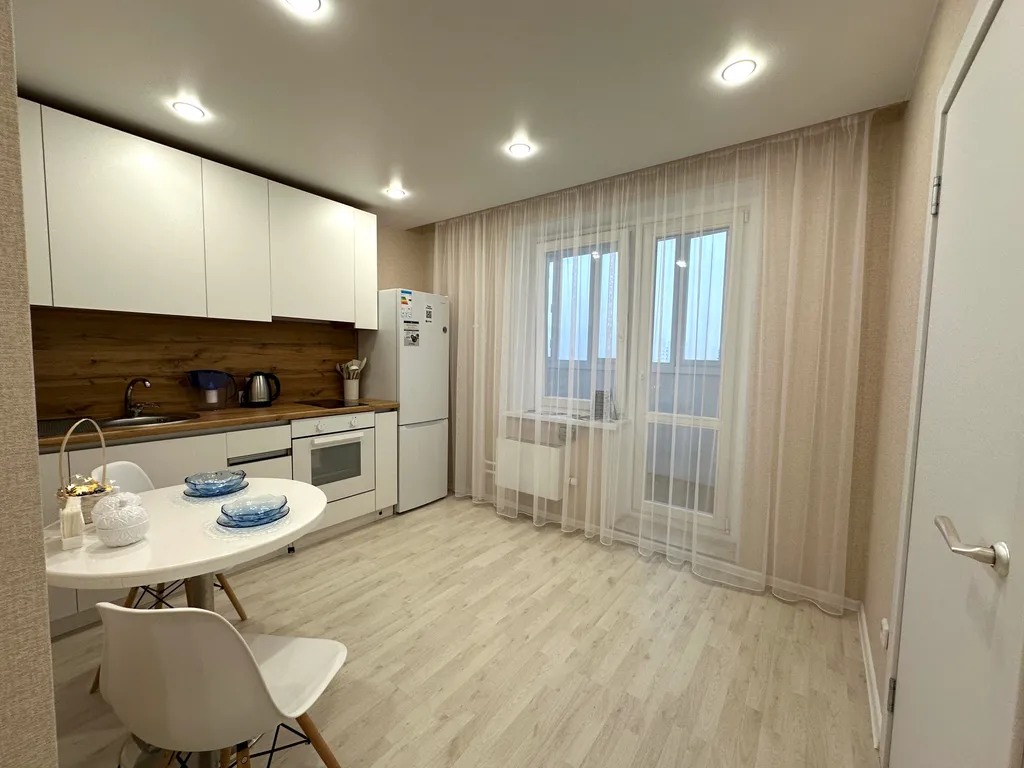 Квартира Апартаменты рядом госпиталь Мать и Дитя в новостройке — Тюмень