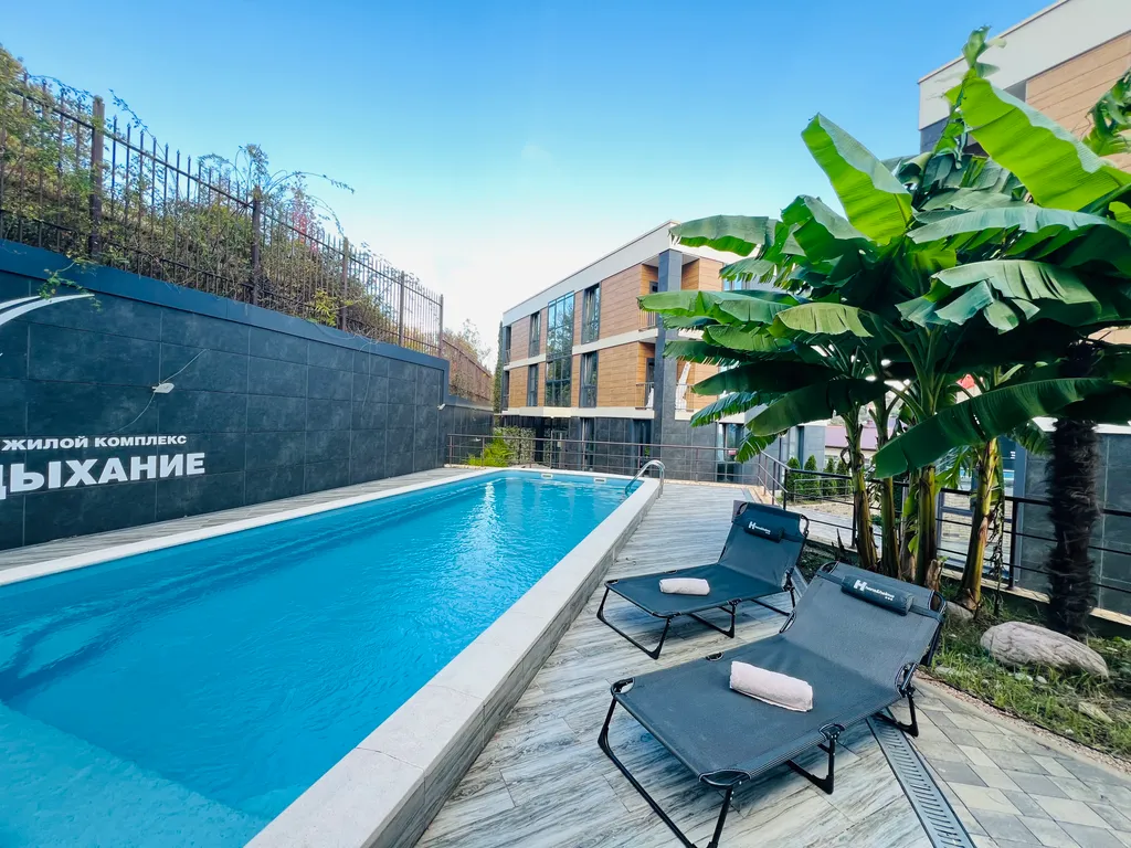1-комнатная квартира с бассейном