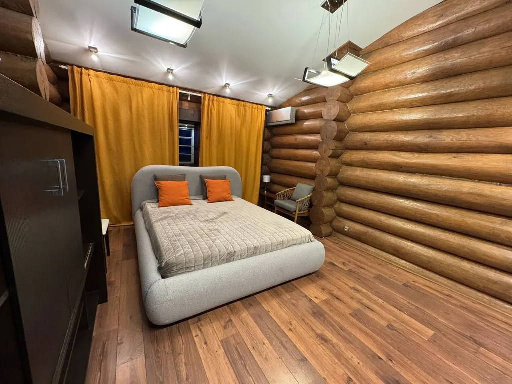 Коттедж на берегу Суходольского озера