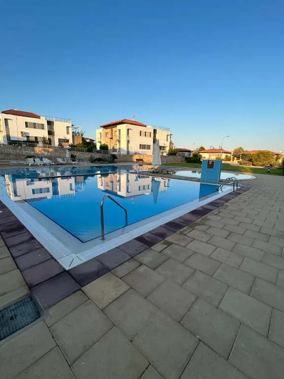 Уютная квартира на берегу моря с видом на горы