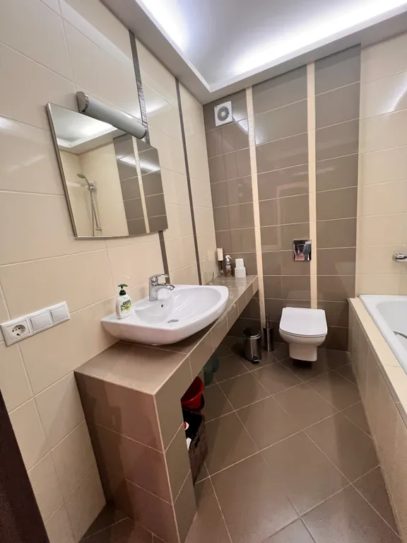 Просторная квартира комфорт-класса с панорамным видом