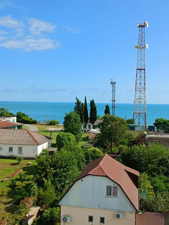 Квартира Квартира Уютная мансарда около моря — Сухум