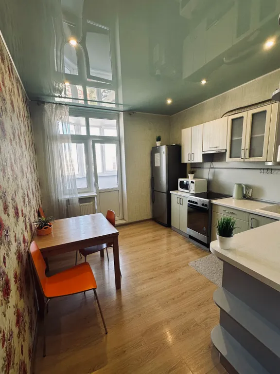 Сдается эконом квартира возле парка Галицкого