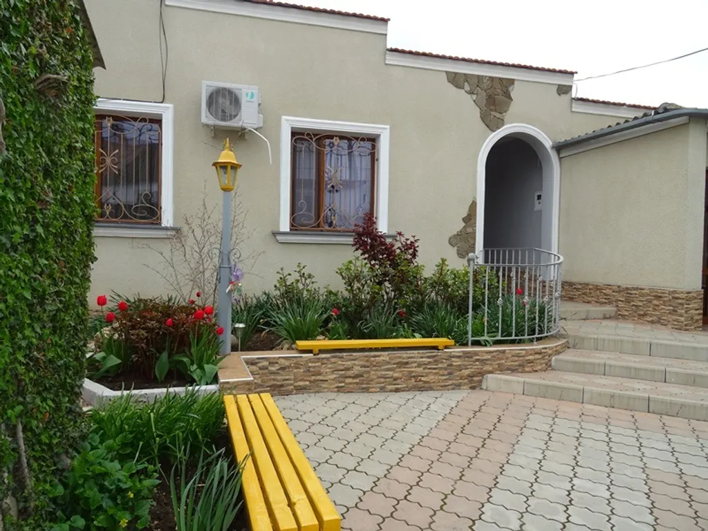 Уютный дом в центре города