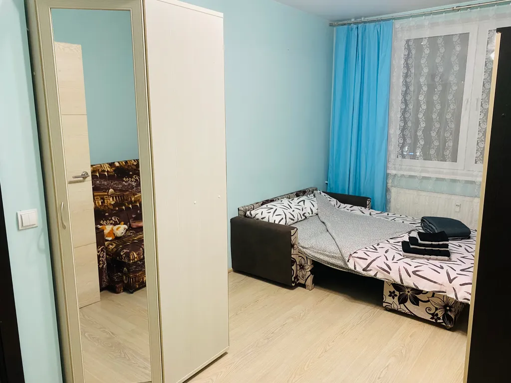 Уютная квартира с прекрасным видом на город в огнях