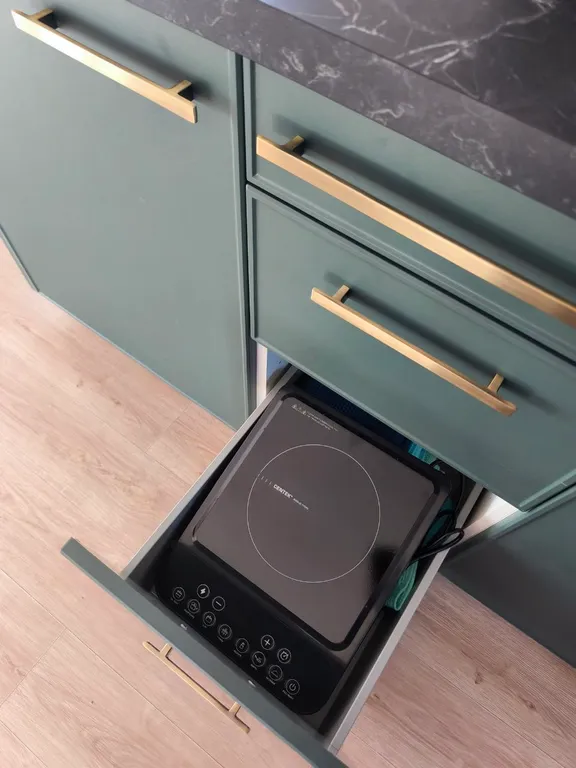 Новый деревянный современный дом в 2 минутах от моря