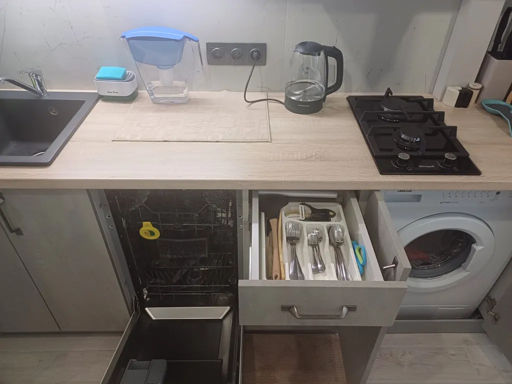 Уютная однокомнатная квартира недалеко от ТЦ Тринити