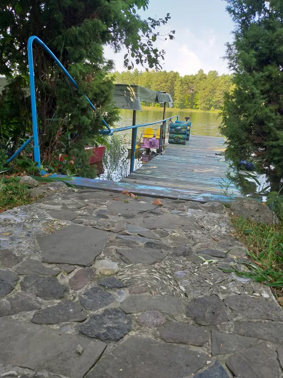 Семейный отдых в Беларуси на берегу живописного озера