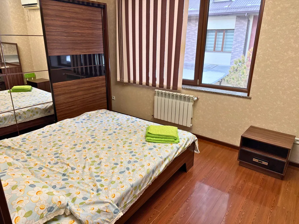 Танхаус рядом со множеством ресторанов