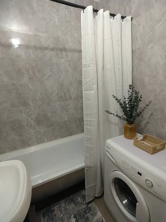 Уютная квартира рядом с ТРЦ Сити молл