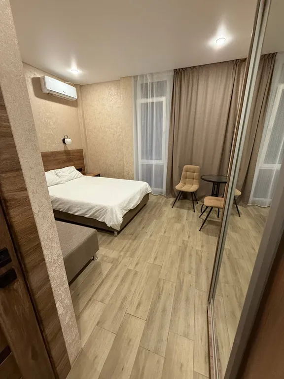 Квартира Квартира Улучшенный номер в новом коттедже с бассейном и сауной — Лазаревское