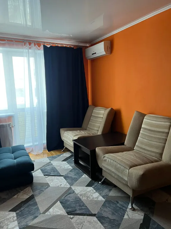 Квартира на набережной с видом на реку