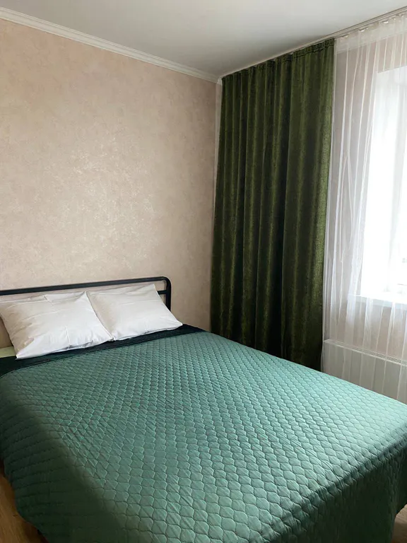 Квартира с шикарным видом на город и стадион — аренда посуточно в Таганрог