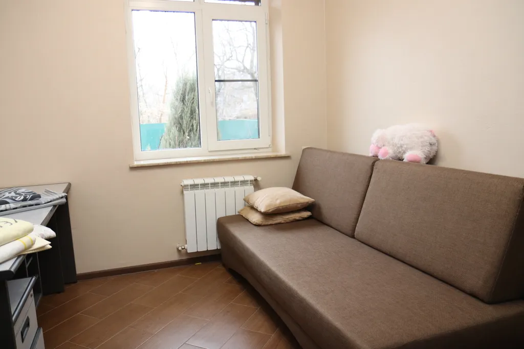 Загородный дом-шале "Pinebrook", аренда, у реки Дон. Сезонный бассейн.