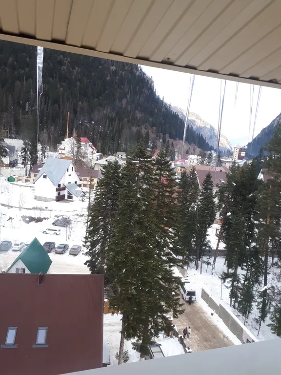 Номер отельного типа с видом на Домбай и лес