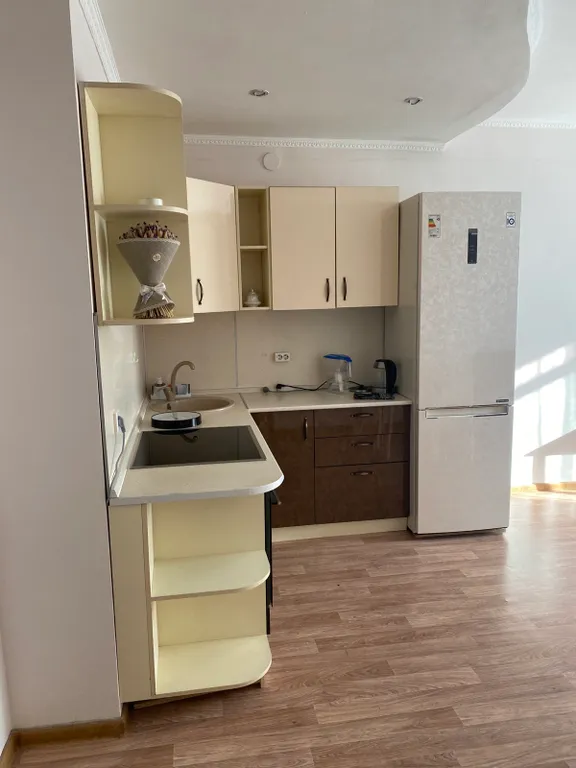 Уютная квартира на 5 мест рядом с Военным Госпиталем, БСМП, ТЭНГЭРИ