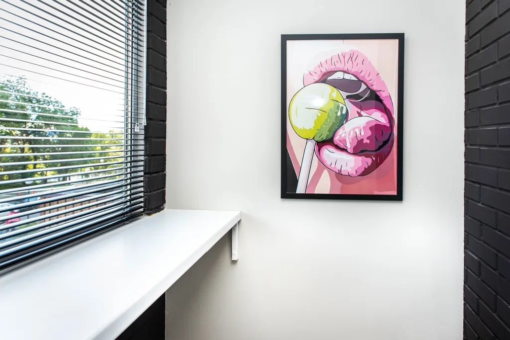 Стильные дизайнерские апартаменты на берегу реки Волга