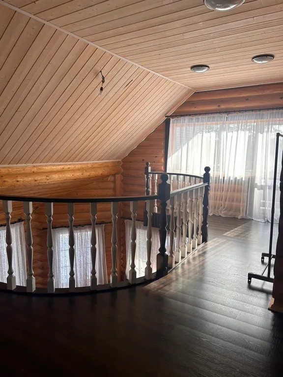 2-этажный деревянный коттедж