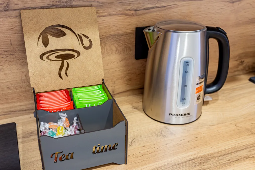 Просторная студия с дизайнерским ремонтом