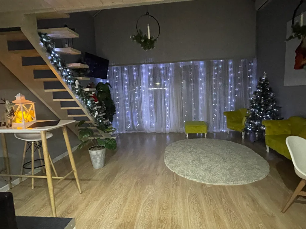 Дом в стиле БарнХаус с тёплым бассейном