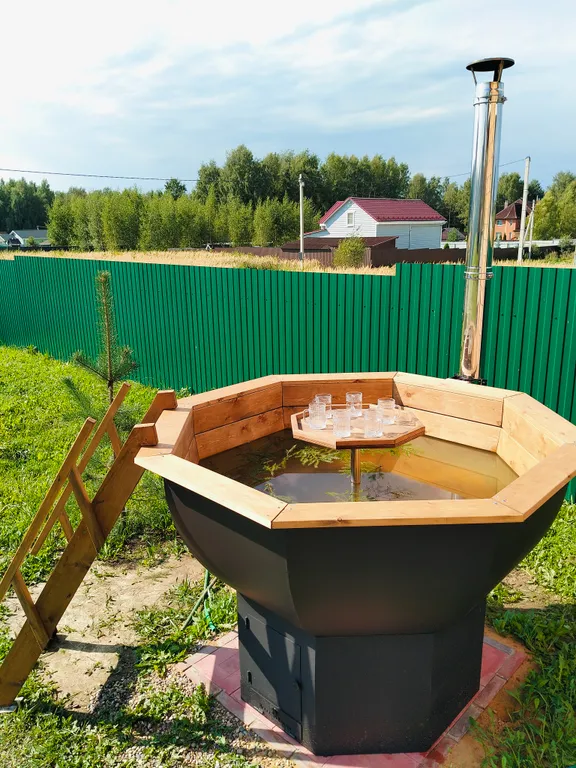 Уютный домик с отдельно стоящей русской баней на дровах и банным чаном