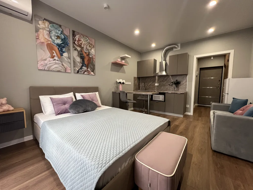 Квартира Квартира Трёхместная студия с балконом — Сочи