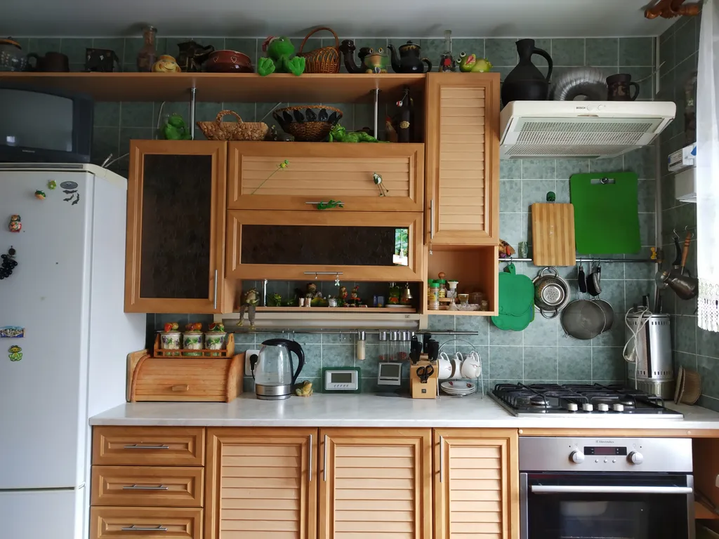 Уютный дом в черте города Осташков на берегу озера Селигер