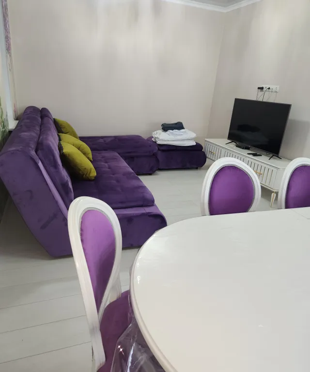 Большой дом с видом на гору