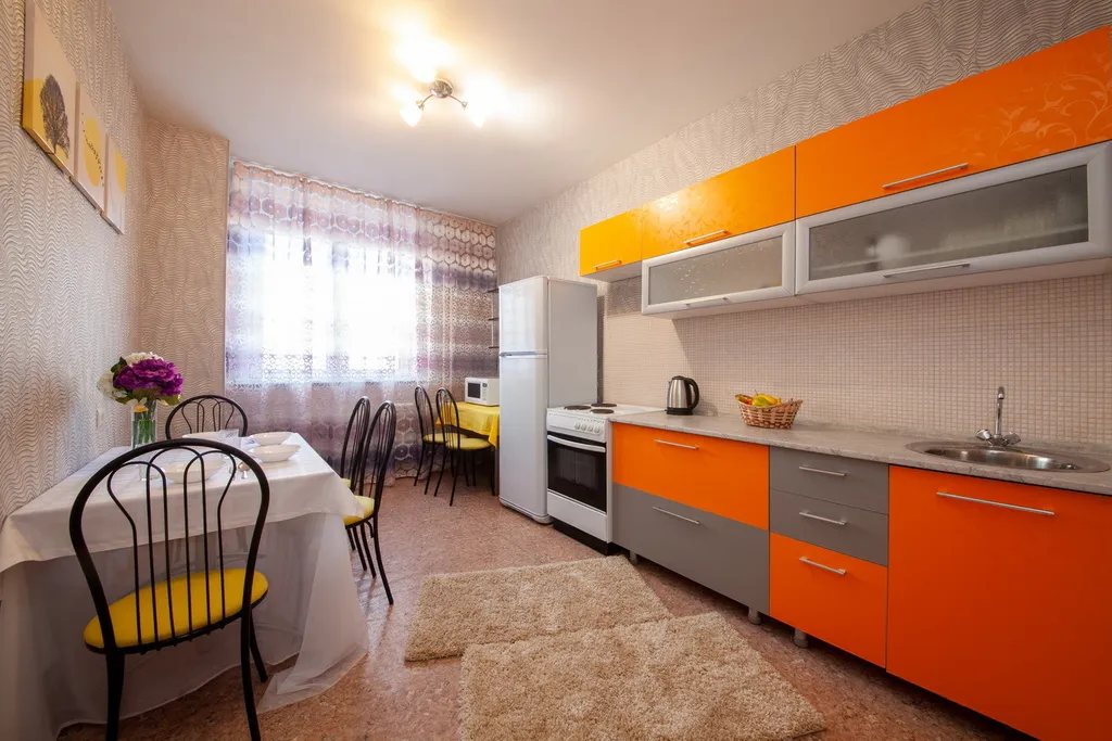 Двухкoмнатная квaртиpа нaпpотив TРЦ Плaнeта