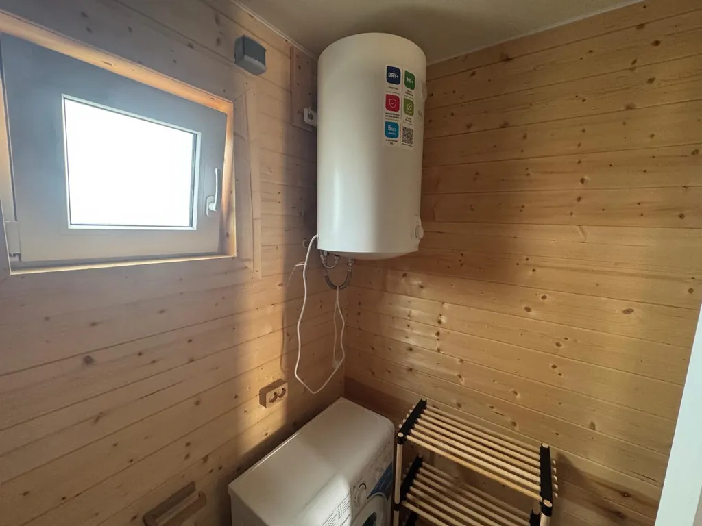 Гостевой комплекс Golden House на первой береговой линии