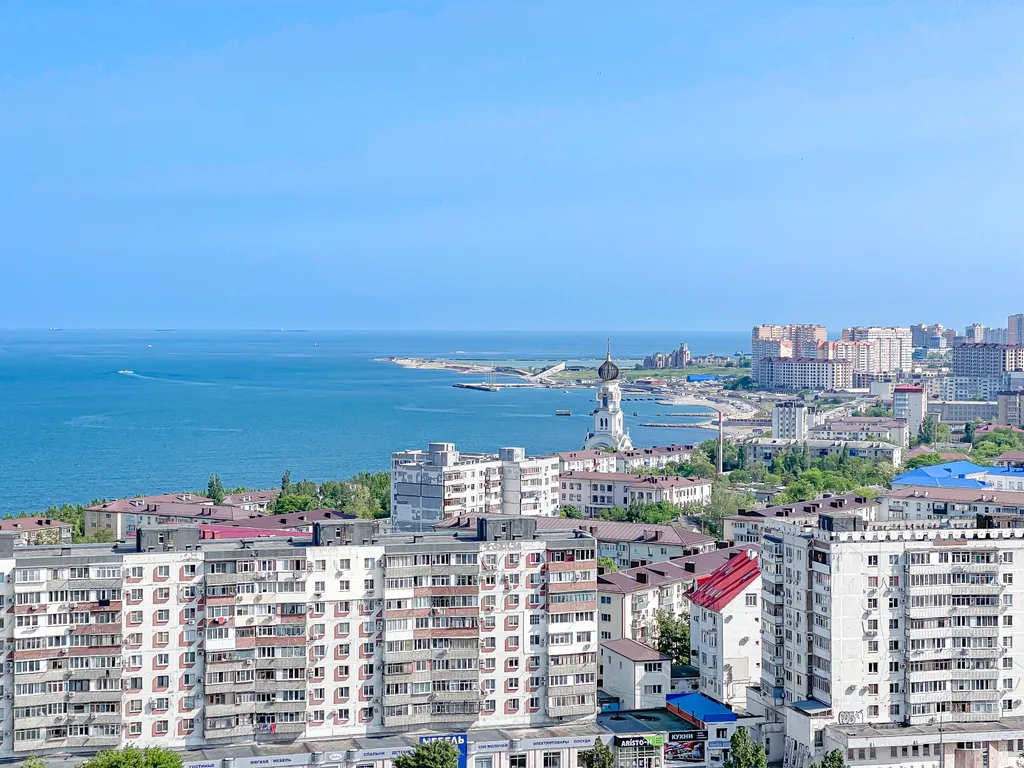 Квартира Квартира Евродвушка ЖК Регата на набережной с видом на море и горы — Новороссийск