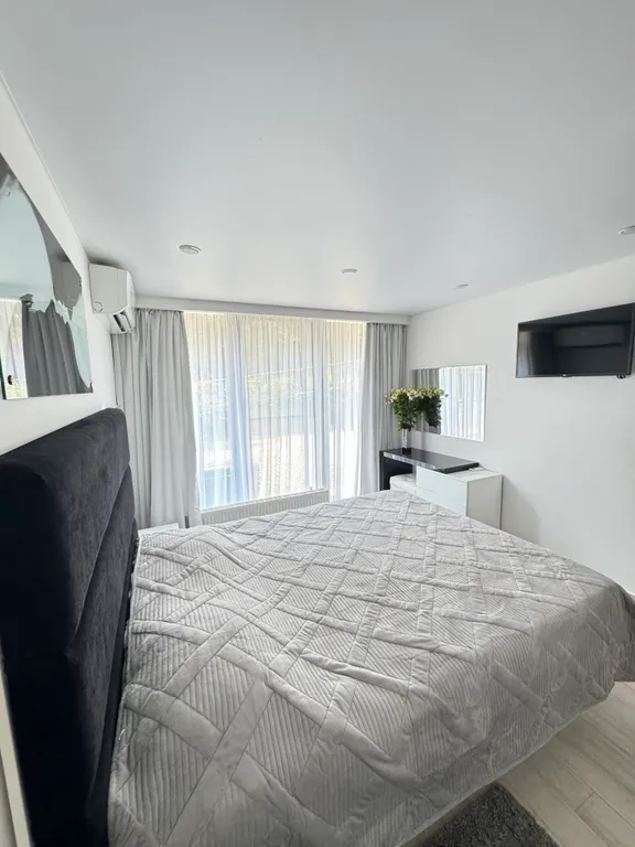 Апартамент двухуровненый в ЖК Меридиан