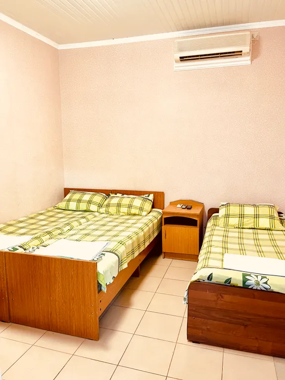 Квартира Трехместный эконом с 3 кроватями — аренда посуточно в Геленджик