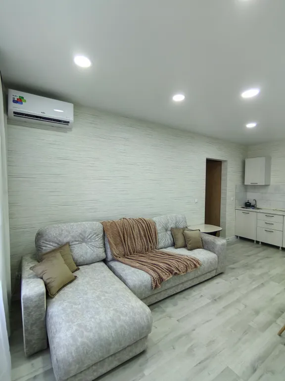 Евро-трехкомнатная квартира рядом с ТЦ Арена