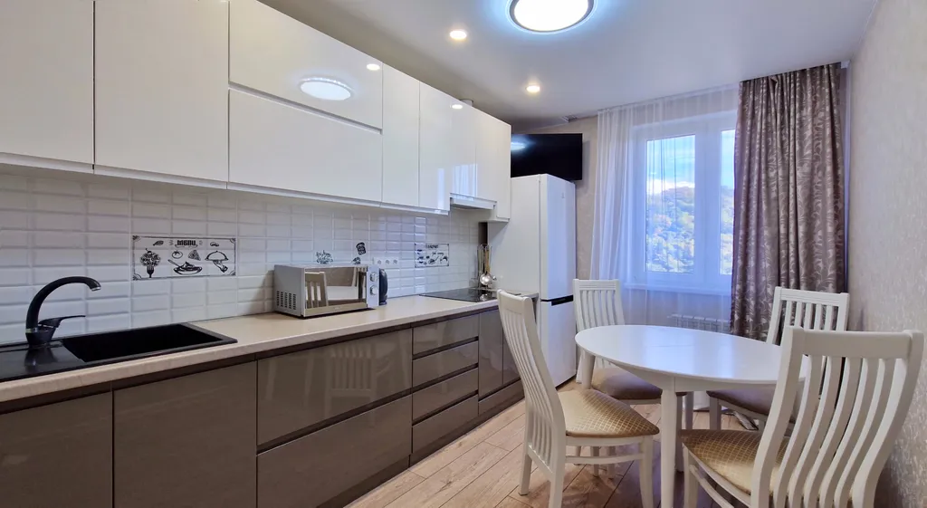 Квартира Двухкомнатная квартира у моря — Адлер