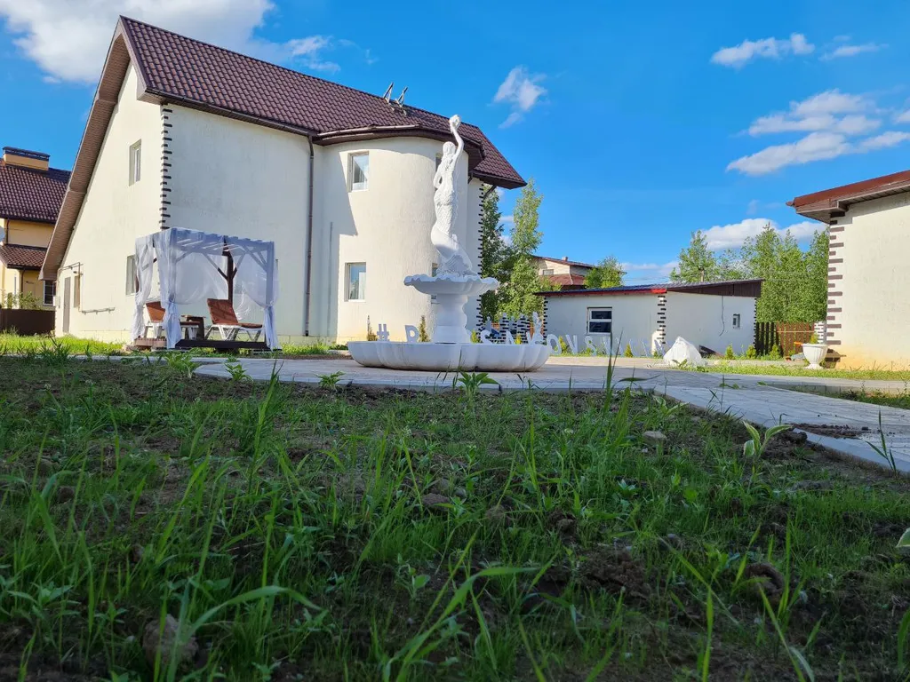 Коттедж Уютный дом в лофт стиле с шикарной spa-зоной в элитном районе — Великий Новгород