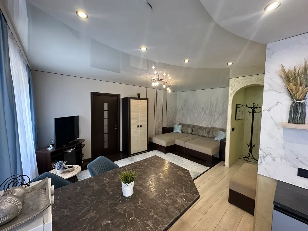 Апартаменты в центре 5 минут до жд вокзала