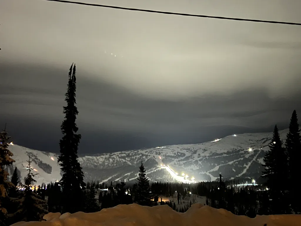 Коттедж Коттедж в стиле барн-хаус с видом на трассы — Шерегеш