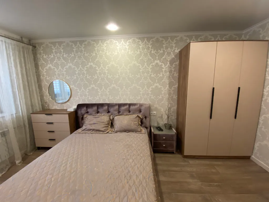 Уютная квартира в центре поселка