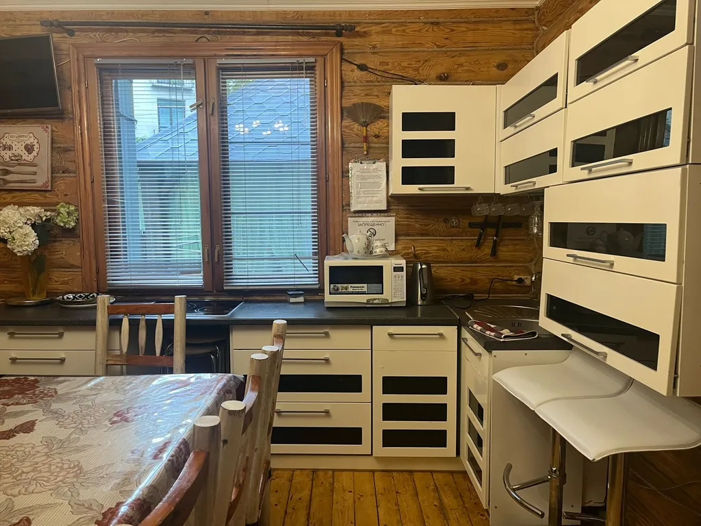 Комфортный коттедж в центре