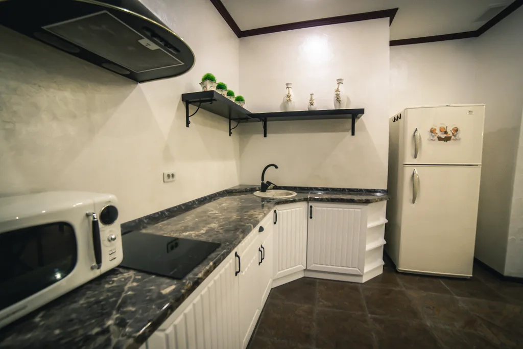 Стильная квартира - студия в стиле provence с джакузи