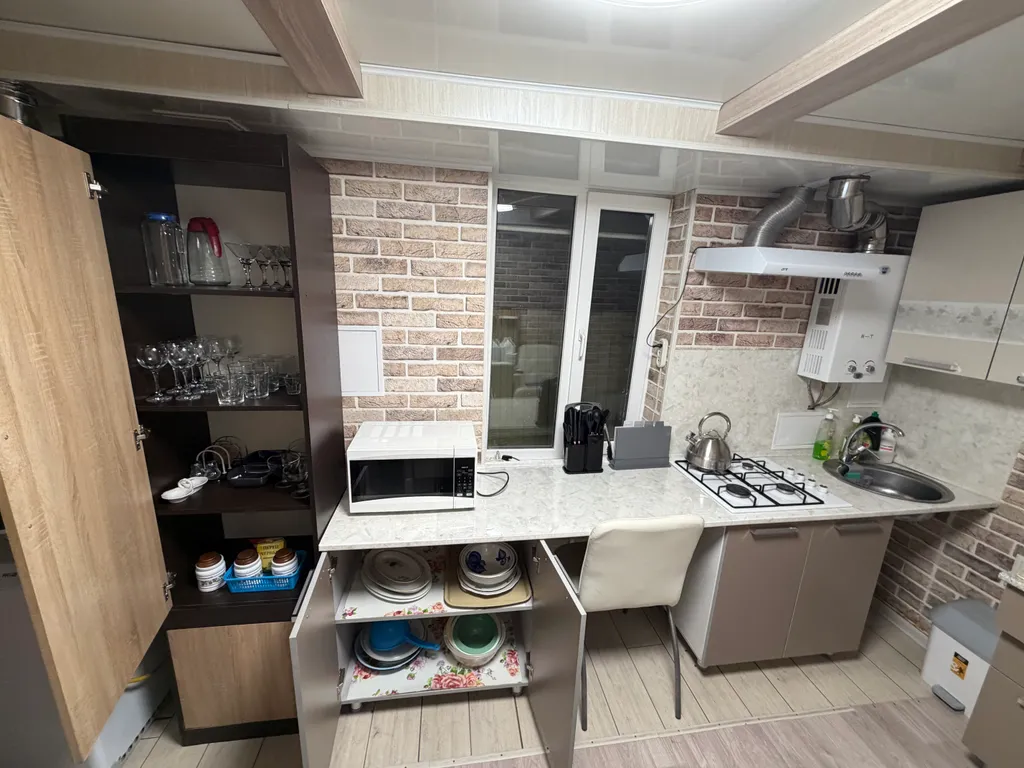 Коттедж Трёхкомнатный дом со своей территорией и автопарковкой, рядом море — Геленджик