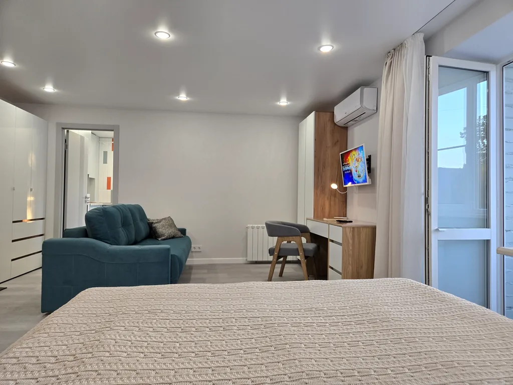 Апартамент возле Дома Правительства Сеть ЙоХоум Премиум