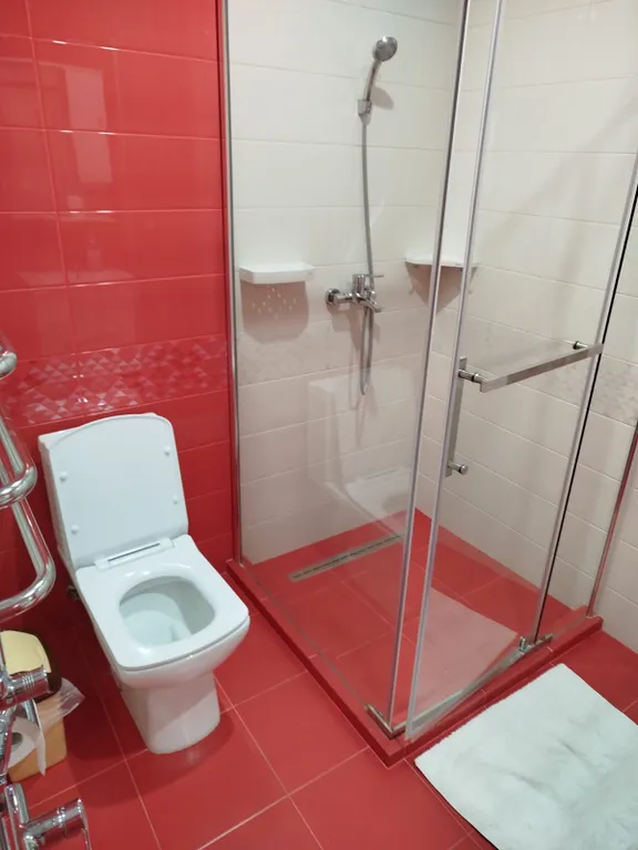 Уютный домик в спальном районе с развитой инфраструктурой