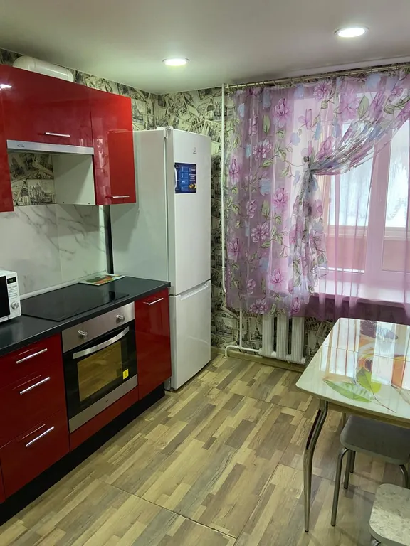 Уютная квартира в центре города, рядом с ЖД вокзалом, Цирком